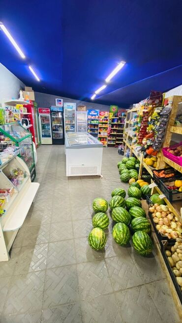 аренда тренажерного зала на час: Сдаю Магазин, Отдельностоящий магазин, 50 м² Действующий, С оборудованием, С ремонтом, 1 линия
