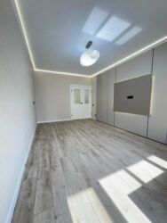 сдаю дом от собственника: 2 комнаты, 57 м², Индивидуалка, 3 этаж, Дизайнерский ремонт