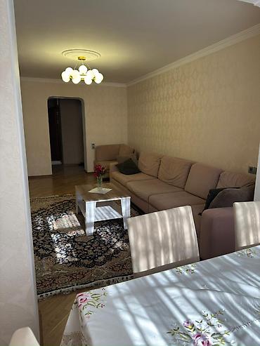 Mənzillər: Yasamal rayonu Hüseyn Cavid prospektində Elmlər metrosun 7-8 dəq — 8