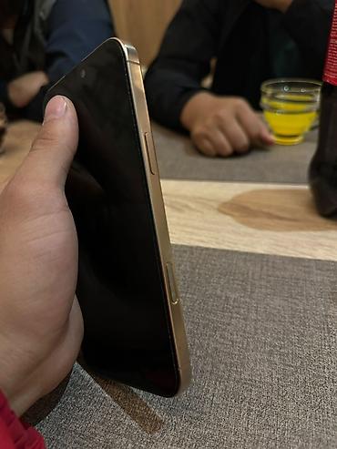 Apple iPhone: IPhone 16 Pro Max, 256 ГБ Характеристики и детали: - Модель: iPhone — 6