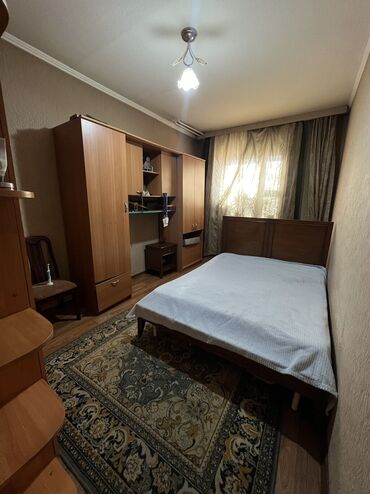 1 комнатная квартира центр: 3 комнаты, 80 м², Индивидуалка, 1 этаж, Косметический ремонт