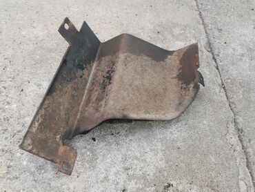 Auto delovi: Zastitni lim motora i mosta Lada 21214i Niva. Polovno, ocuvano — 14