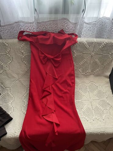 crvena haljina i zlatne sandale: XL (EU 42), 2XL (EU 44), bоја - Crvena, Koktel, klub, Drugi tip rukava