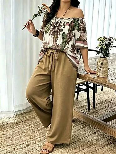 heets davidoff: Komplet za punije
Prelepe boje
2XL 3XL 4XL
Cena : 3000 dinara — 5