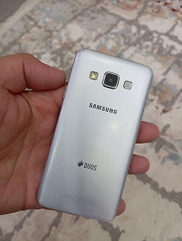 honor 6a: Samsung Galaxy A3, Б/у, 16 ГБ, цвет - Серебристый, 2 SIM — 1