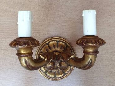 Lighting & Fittings: Wall lamp, color - Gold, Used