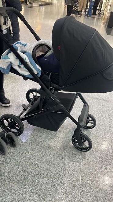 ining baby коляска производитель: Коляска, цвет - Черный, Б/у