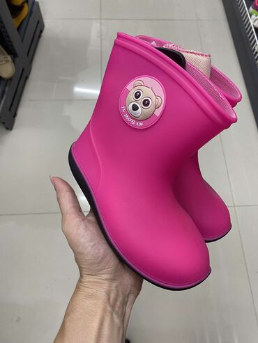 Gumene čizme: Gumene čizme, Veličina - 19 na lalafo.rs — 6 Gumene čizme: Gumene čizme, Veličina - 19 — 6