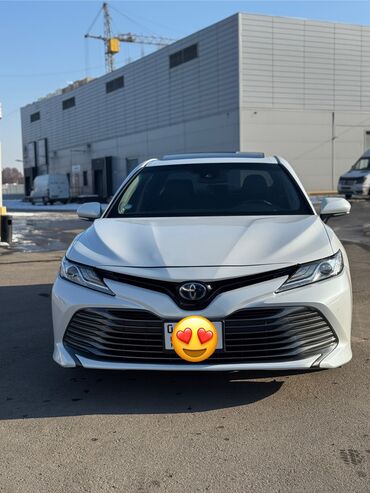 Toyota: Toyota Camry: 2017 г., 2.5 л, Вариатор, Гибрид, Седан