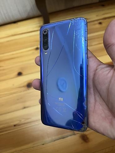 mi kamera: Xiaomi Mi 9, rəng - Mavi, 
 Qırıq — 3