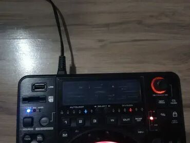 IPod i MP3-plejeri: DJ Tech USOLO FX Compact DJ Media Player and Controller Slanje Brzom — 8