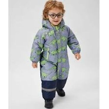 детские вещи б: Продам детский зимний комбинезон Baby go,в отличном состоянии. Без