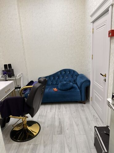 Salon, tibbi mebel dəsti: Gözəllik salonu üçün tam təchizatlı, zövqlə dizayn edilmiş interyer və — 14