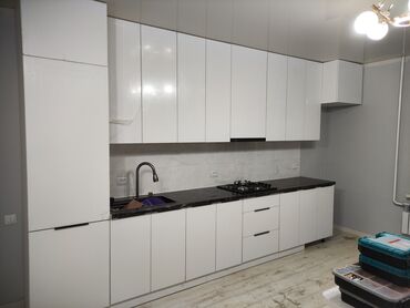 Кухонные гарнитуры: Кухонный гарнитур — 7