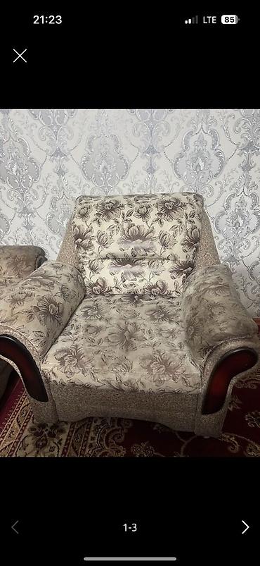 Мягкий гарнитур: диван + два кресла - Классический дизайн с фигурными
