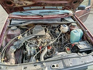 jetaur t2: Volkswagen Jetta: 1991 г., 1.8 л, Механика, Бензин, Седан — 10