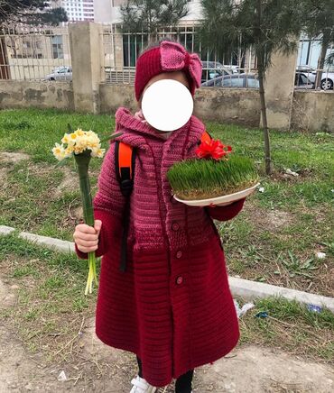 пальто зимнее: Uşaq üçün toxunma dəst – qış və bahar gəzintiləri üçün rahat və isti