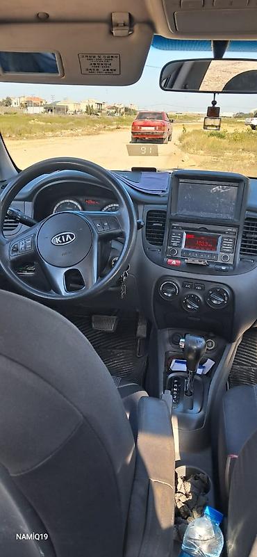 kia forte diffuser: Kia Rio sedan (Prıde emblemli), boz rəng. Texniki xüsusiyyətlər və — 5