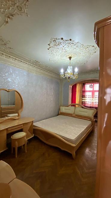 Mənzillər: Klassik üslubda, tam mebellə təchiz olunmuş 2 otaqlı mənzil — 8