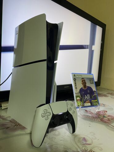 hdd 2.5: Ps5 silm idal vezeytde 1eded arginal pult ile içnde 150,200mlıq oyun