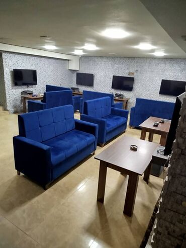 Digər kommersiya daşınmaz əmlakı: Nərimanov rayonu, Azadlıq prospektində, ümumi sahəsi 100 kv\m olan, 2 — 3