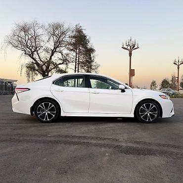вукуп авто: Toyota Camry: 2020 г., 2.5 л, Автомат, Бензин, Седан — 4