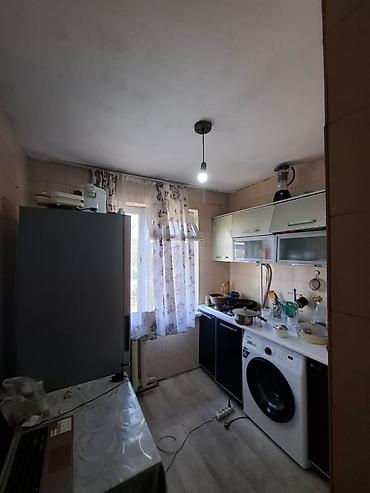 Продажа квартир: 3 комнаты, 48 м², Ата-Тюрк парк 104 серия, 4 этаж, Свежий ремонт — 1