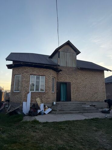 Продажа домов: Дом, 100 м², 4 комнаты, Агентство недвижимости, Косметический ремонт — 2