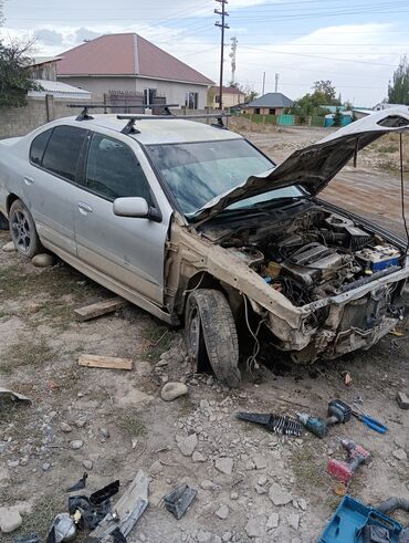 Nissan: Nissan Primera (P11) — разбор по запчастям Автомобиль седан