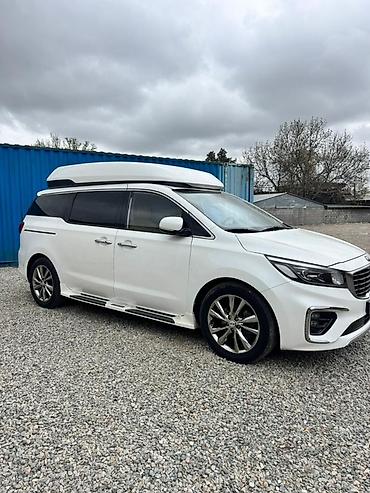 Kia: Kia Carnival: 2019 г., Минивэн — 7