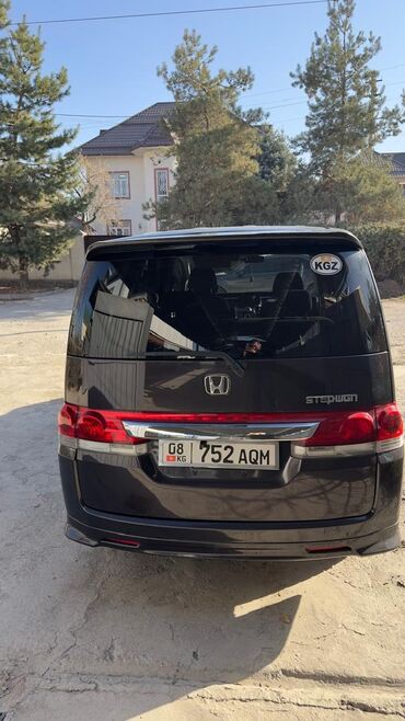 Honda: Honda Stepwgn: 2005 г., 2 л, Автомат, Бензин, Минивэн — 7