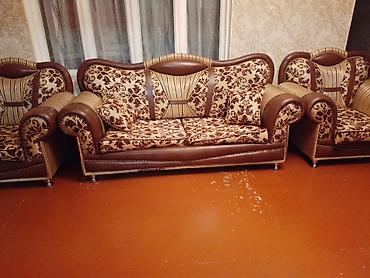 cay evi divanlari: İşlənmiş, Klassik divan, Divan, Bazasız, Açılmayan — 1