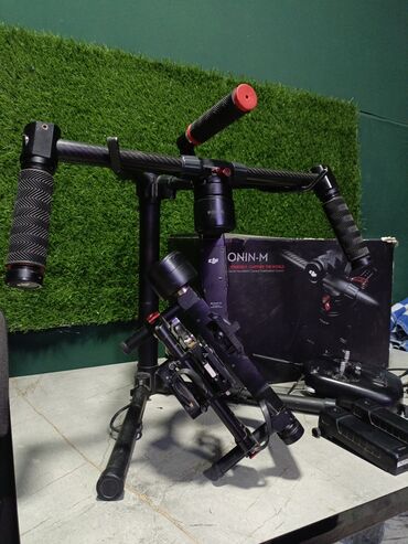 iphone 15 pro max бишкек: DJI Ronin-M — профессиональный 3-осевой ручной стабилизатор для камер