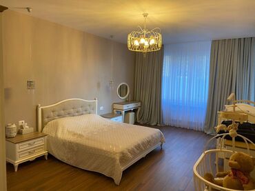 Uzunmüddətli kirayə mənzillər: Nəsimi rayonu, Nizami küçəsində, "Port Baku" yaxınlığında elit tipli — 10