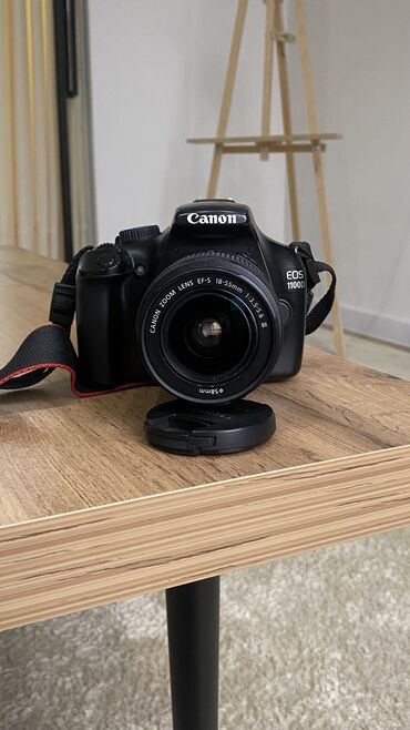 Фотоаппараты: Продается проф.фотоаппарат Canon модель 1100D В комплекте имеются 