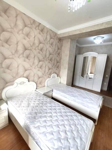 Uzunmüddətli kirayə mənzillər: Irayə verilir: geniş və rahat 4 otaqlı mənzil Tbilisi prospektində — 14