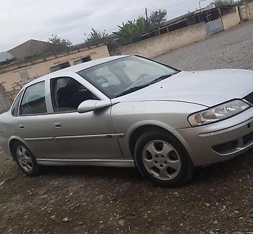 cip maşin: Opel Vectra: 1.8 l | 1999 il Sedan — 1