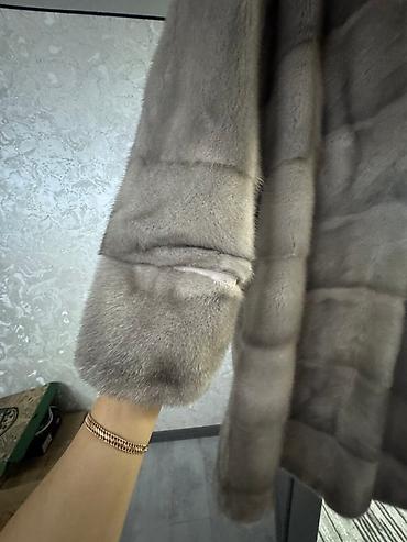 Шубы: Шуба, Норка, По колено, L — 6