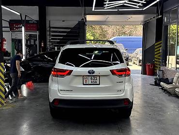 высокие машины: Toyota Highlander: 2018 г., 3.5 л, Гибрид, Кроссовер — 9