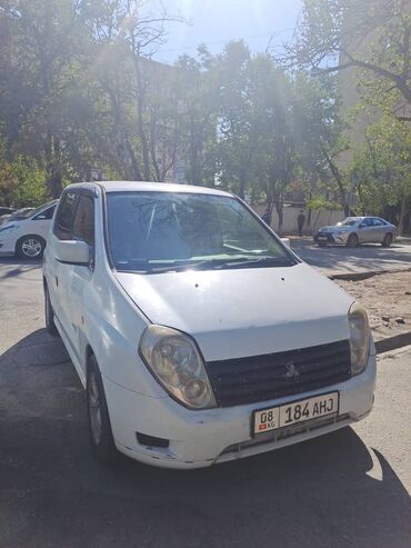 Mitsubishi: Mitsubishi Mirage: 2000 г., 1.5 л, Автомат, Бензин, Универсал