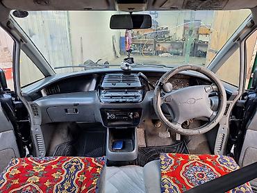 эстимо: Toyota Estima: 1997 г., Минивэн — 3