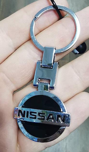 torbice preko grudi: Privezak za kljuceve automobila,metalni. Novo,nekorisceno. Kontakt — 5
