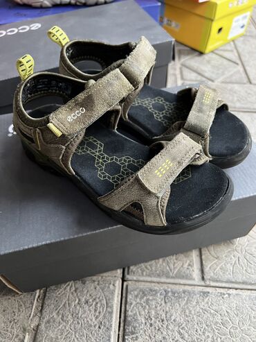 ecco bosonozhki: Практичесеи новые кожаные, супер легкие сандалии Ecco 30 размер