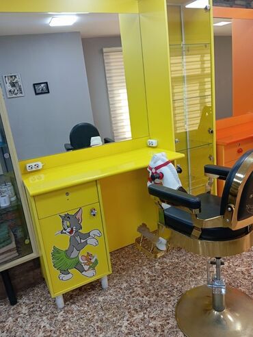 Tibbi çarpayılar: Yeni, Saş kəsimi kreslosu