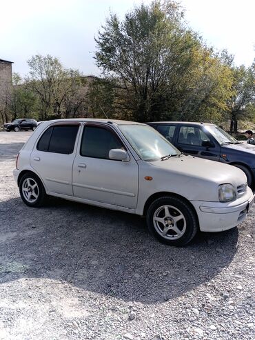 одиссей rb: Nissan Март: 2000 г., Автомат, Бензин, Хетчбек