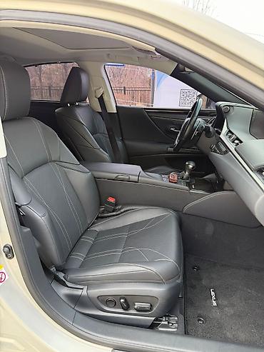 Lexus: Lexus ES: 2019 г., 2.5 л, Гибрид — 27