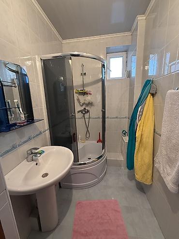 Долгосрочная аренда домов: 320 м², 10 комнат, Бронированные двери, Кондиционер, Подвал, погреб — 12