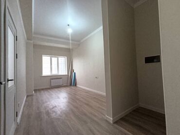 тоголок молдо фрунзе: 1 комната, 43 м², 3 этаж, Евроремонт