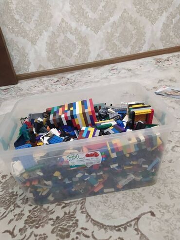 лего канструктор: Продаю срочно!!! конструктор Лего собирал с детства5кг Лего в