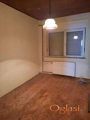 Kupujem kuću: Kuća na prodaju, Pančevo, širi centar S ulične strane nova PVC — 3